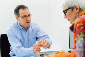 Ein professioneller Hörtest sollte so selbstverständlich sein wie die Zahnkontrolle.