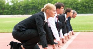 Auf die Plätze, fertig, los: Wer einen begehrten Job haben will, muss sich möglichst perfekt präsentieren