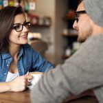 Offenheit und Zuhören sind die wichtigsten Voraussetzungen, um einen realistischen Eindruck vom Gegenüber zu bekommen.