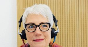 Wer regelmäßig zur Höranalyse geht, kann sich ein Stück Lebensqualität für die Zukunft sichern.