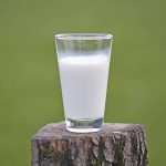Der Pro-Kopf-Verbrauch von Trinkmilch liegt in Deutschland seit vielen Jahren auf einem konstant hohen Niveau - 2015 wurden hierzulande im Durchschnitt 54 Liter pro Kopf konsumiert.