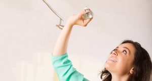 Energiesparen im Haushalt: Schon einfache Dinge wie der Wechsel der Beleuchtung können nachhaltig die Ausgaben reduzieren und die Umwelt entlasten.