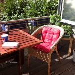 Lauschige Stunden auf dem Balkon - damit jeder Nachbar dies genießen kann, ist gegenseitige Rücksicht geboten.