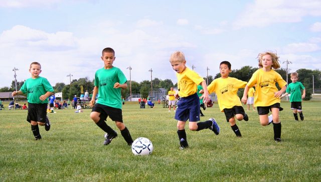 team-of-young-footballers-1493006_960_720