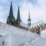 Domumgebung Köln gestaltet von Naturstein Steinmann