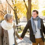 Nichts macht glücklicher als eine schöne Partnerschaft - das sagen 84 Prozent der Singles über 50.