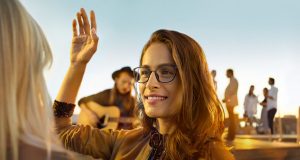 Neben den individuellen Gläsern bei der Gleitsichtbrille steht auch eine umfangreiche Auswahl unterschiedlicher Brillenfassungen zur Verfügung.