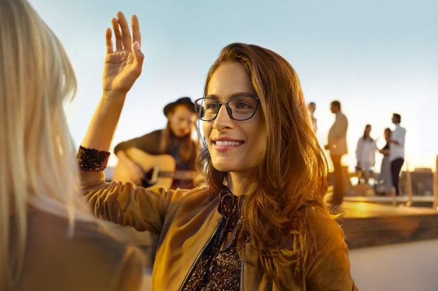 Neben den individuellen Gläsern bei der Gleitsichtbrille steht auch eine umfangreiche Auswahl unterschiedlicher Brillenfassungen zur Verfügung.