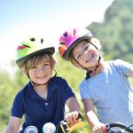 Kinder beim Fahrradfahren