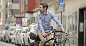 Rund 2,8 Millionen Deutsche fahren laut dem Allgemeinen Deutschen Fahrradclub (ADFC) mit dem Rad zur Arbeit.