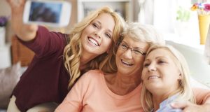 Mit dem richtigen Handy finden auch 80-Jährige Anschluss an die digitale Welt
