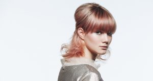 Half-Up-Look: Mit wenigen Handgriffen lässt sich aus dem Clavi eine elegante Frisur im Sixties-Style zaubern. Foto: Zentralverband Friseurhandwerk/Mario Naegler