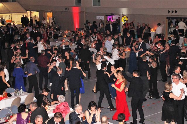 CSU-Ball_02