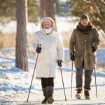 Ob Winterwandern, Skifahren oder Rodeln - auch in der kalten Jahreszeit kann Bewegung im Freien Freude machen.