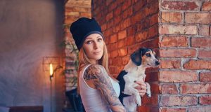 Vor allem junge Leute stehen auf Tattoos: Immerhin zwei Drittel der unter 30-Jährigen finden eine Tätowierung beim Partner oder potenziellen Partner sexy.