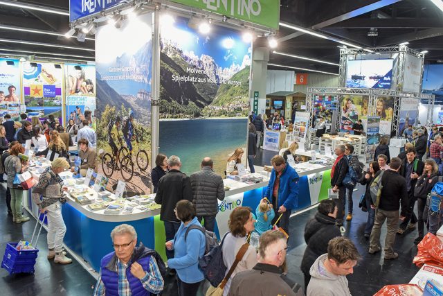 Halle 7A Camping