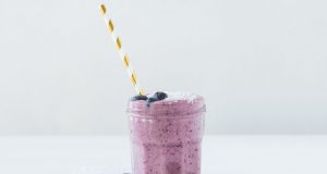 Bilberry Smoothie im Glas