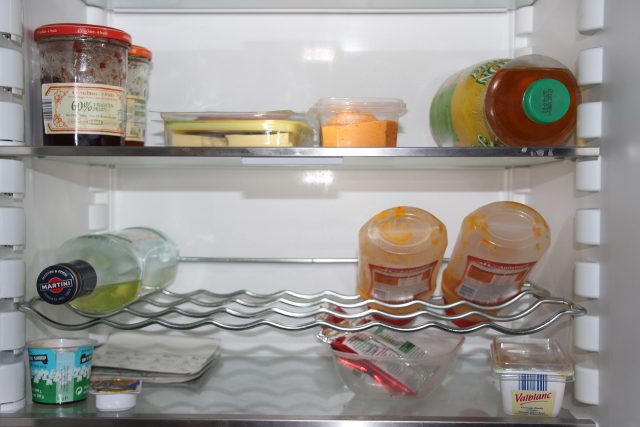 refrigerator-1132254_1920