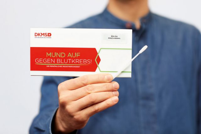 DKMS-Setcard-3er-011_CMYK
