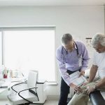 Frühzeitig den Arzt aufsuchen und seine Therapieempfehlungen befolgen - das ist eine wichtige Voraussetzung für einen wirkungsvollen Kampf gegen Arthrose.