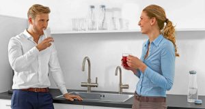 Frisches Trinkwasser aus dem Hahn