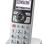 Große Tasten und eine extra hohe Lautstärke sind wichtige Merkmale für Seniorentelefone.