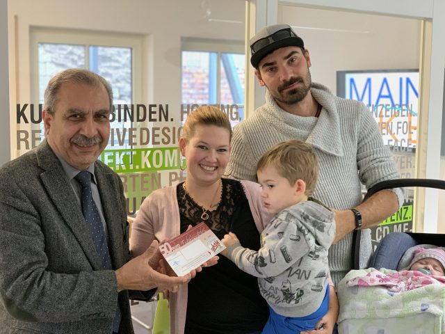 AHA Gutschein Gewinnerin der Aktion vom Kirchweihsonntag in Haßfurt