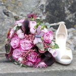 Gehört zur Hochzeit einfach dazu: ein Brautstrauß. Foto: www.weddix.de/thinkstock