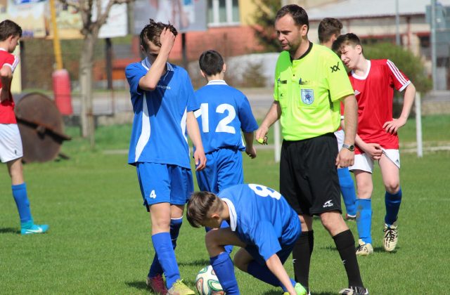 football-3718364_1920
