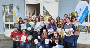 Über 20 Spielerklärer haben sich am vergangenen Wochenende auf die 9. Haßberger Spieletage vorbereitet. In der Geschäftsstelle des KJR Haßberge wurden aktuelle Spiele ausprobiert und Organisatorisches besprochen. Foto: Frank Kupfer-Mauder