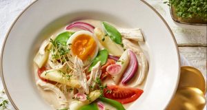 Kokos-Spargelsuppe