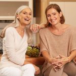 Immunabwehr: Wer gesund ist, hat gut lachen: Mit einem intakten Immunsystem können Virusinfektionen vom Körper abgewehrt werden.