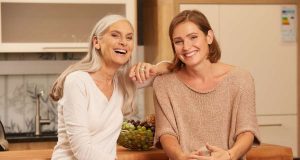 Immunabwehr: Wer gesund ist, hat gut lachen: Mit einem intakten Immunsystem können Virusinfektionen vom Körper abgewehrt werden.