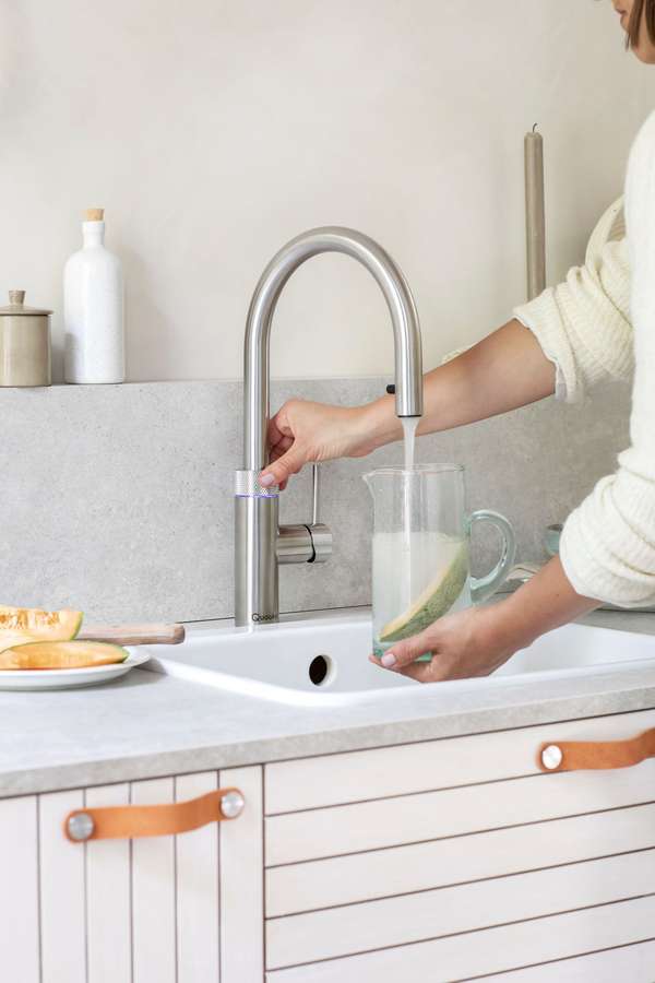 Kochendwasserhähne: Der Wasserhahn als Multitalent erleichtert zahlreiche Handgriffe in der heimischen Küche.