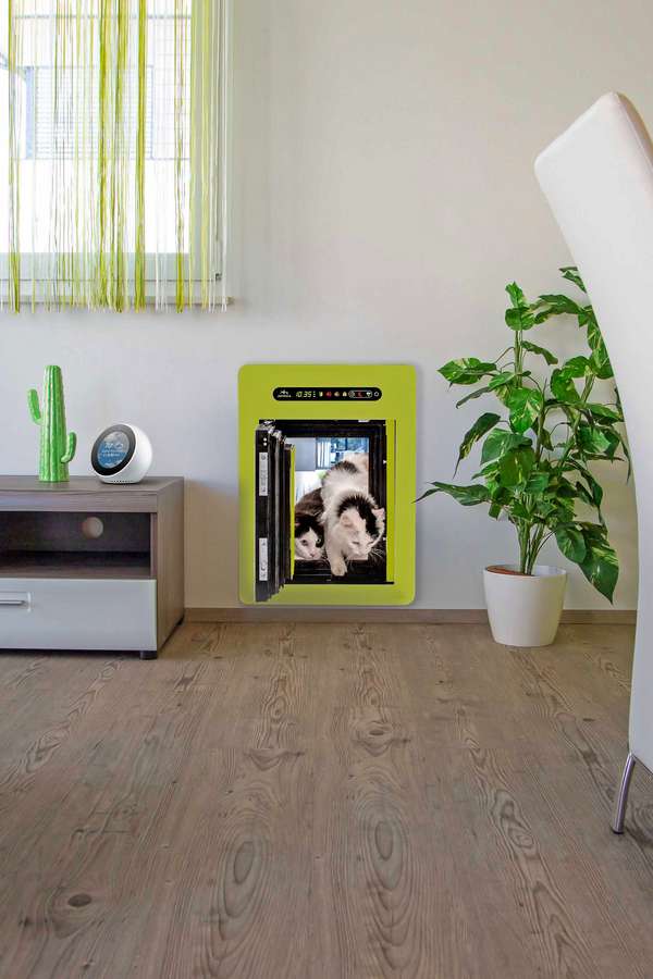 Smarte Tiertüren ermöglichen Katzen automatischen Freigang - jederzeit oder zu programmierten Uhrzeiten.