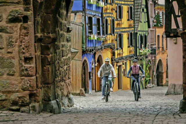 Umgebung neu entdecken: Vertraut und doch ganz neu: In der näheren Umgebung gibt es viele lohnende Ausflugsziele. Mit dem E-Bike kann man auch längere Touren mühelos meistern. Foto: djd/Bosch eBike Systems