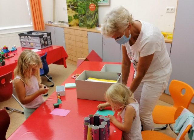 Basteln im Puppenmuseum