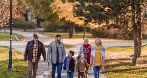 Impfung: Für einen sicheren Start in den Herbst und Winter sollten insbesondere Menschen aus Risikogruppen sich gegen Grippe impfen lassen.