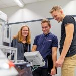 Wie spannend und innovativ eine Ausbildung bei Siemens ist, können interessierte Schüler*innen schon während einer virtuellen Berufsmesse erfahren.