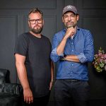 Spirituosen: Raphael Vollmar (links) und Gerald Koenen starteten vor sechs Jahren mit einem alkoholhaltigen Gin, vor zwei Jahren folgte dann die alkoholfreie Alternative.