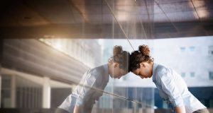 Viele haben bisweilen das Gefühl, dass einfach alles zu viel wird. In Resilienzseminaren lassen sich Methoden erlernen, um Krisen besser zu meistern.