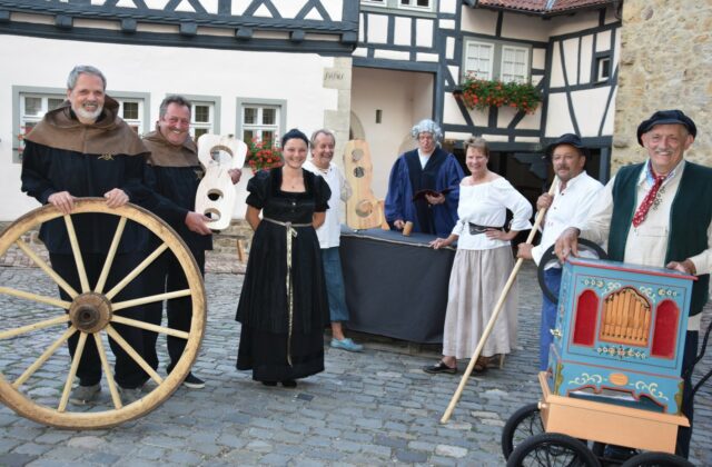 KiBu_Schandgeige_Gruppe_Presse