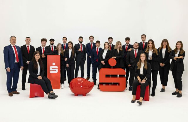 Neue Auszubildende Sparkasse Schweinfurt-Haß berge