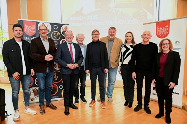 BamLit Presse3_Gruppenfoto_Helmut Oelschlegel