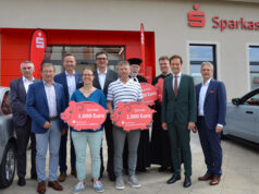 Sparkasse weiht Neubau ein