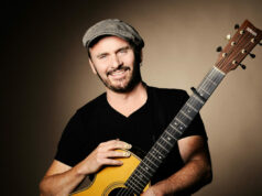 Dave Goodman – Acoustic Guitar